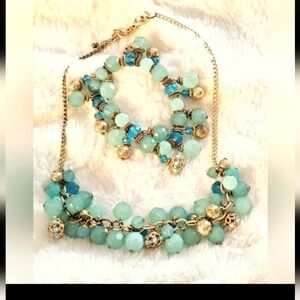 TURQUIOSE COLOR BRACELET AND NECKLACE SET